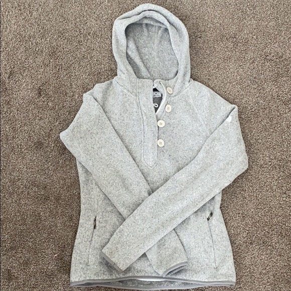 The North Face Sweaters - Women’s The Northface 1/2 zip pullover